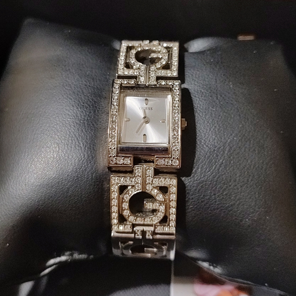Guess Stainless Steel Bracelet Watch